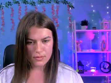 emma_dark_