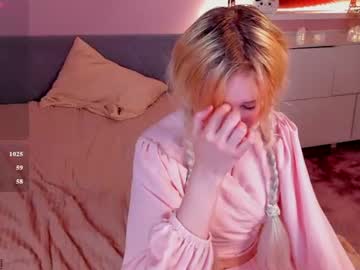 kiki_peach