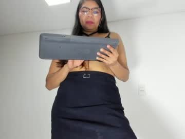 luna_dumont