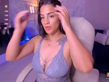 megann_williamss