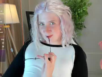 nicole_amour_