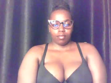 queen_melanine