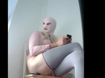 sissy_slut1995