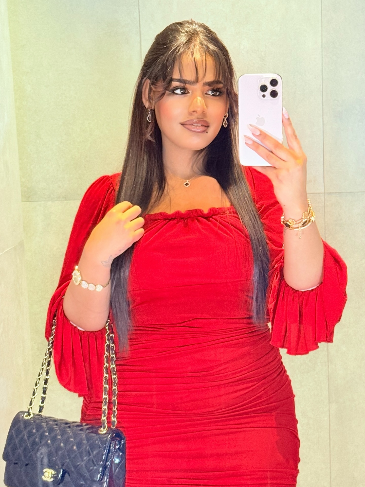 thick arab whore dubai escort — 15