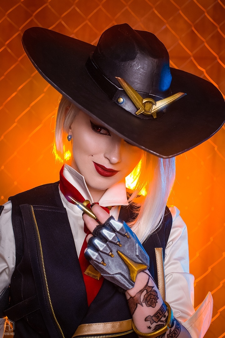 Cosplay — 50