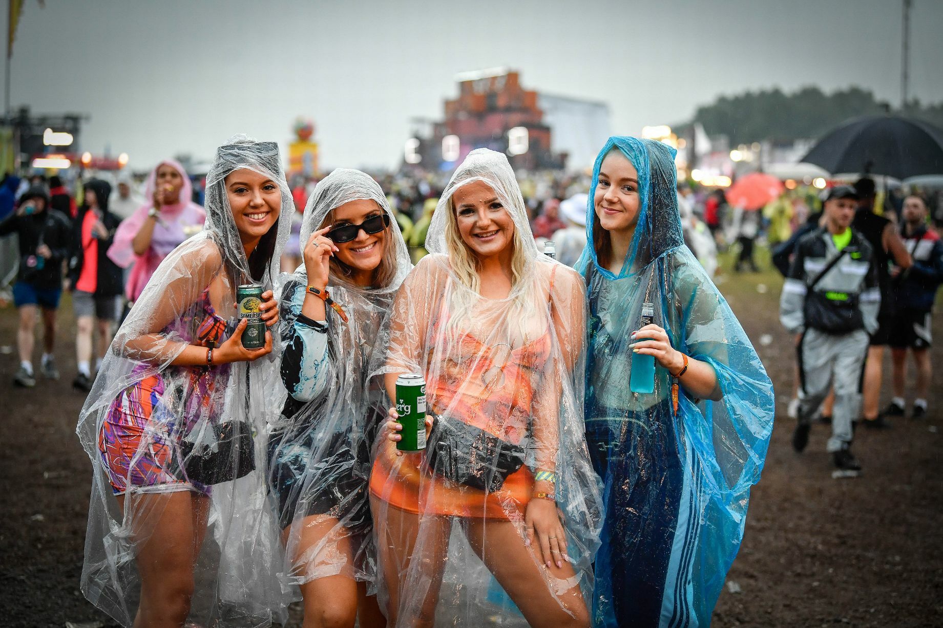 Parklife slags make my tiny dick hard — 32