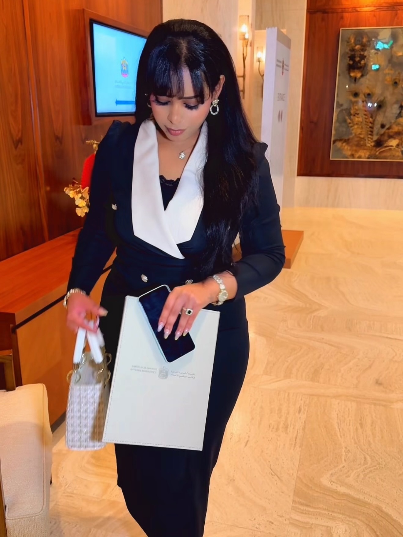 thick arab whore dubai escort — 10