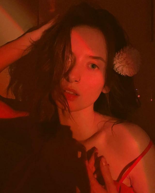 Petite British Model Fern Alexandra - lifeasfernie — 17