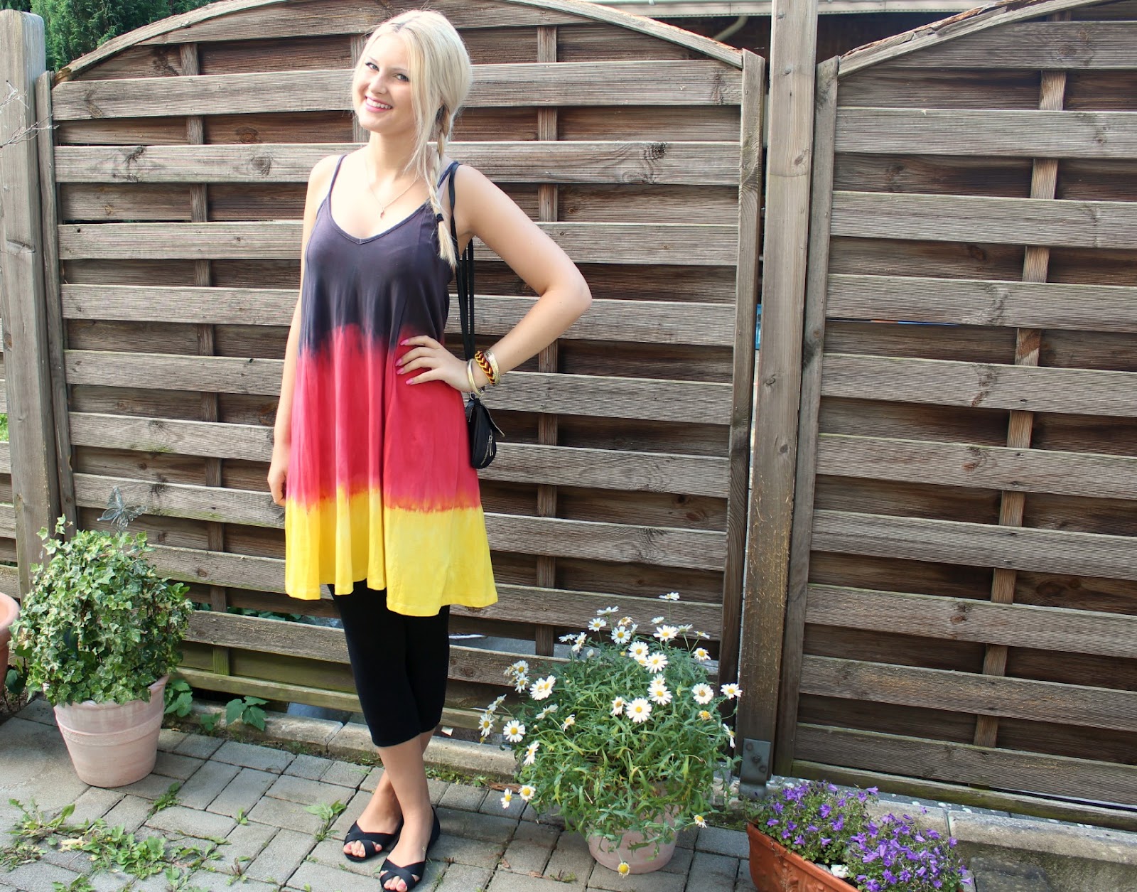 black red gold # schwarz rot gold — 31