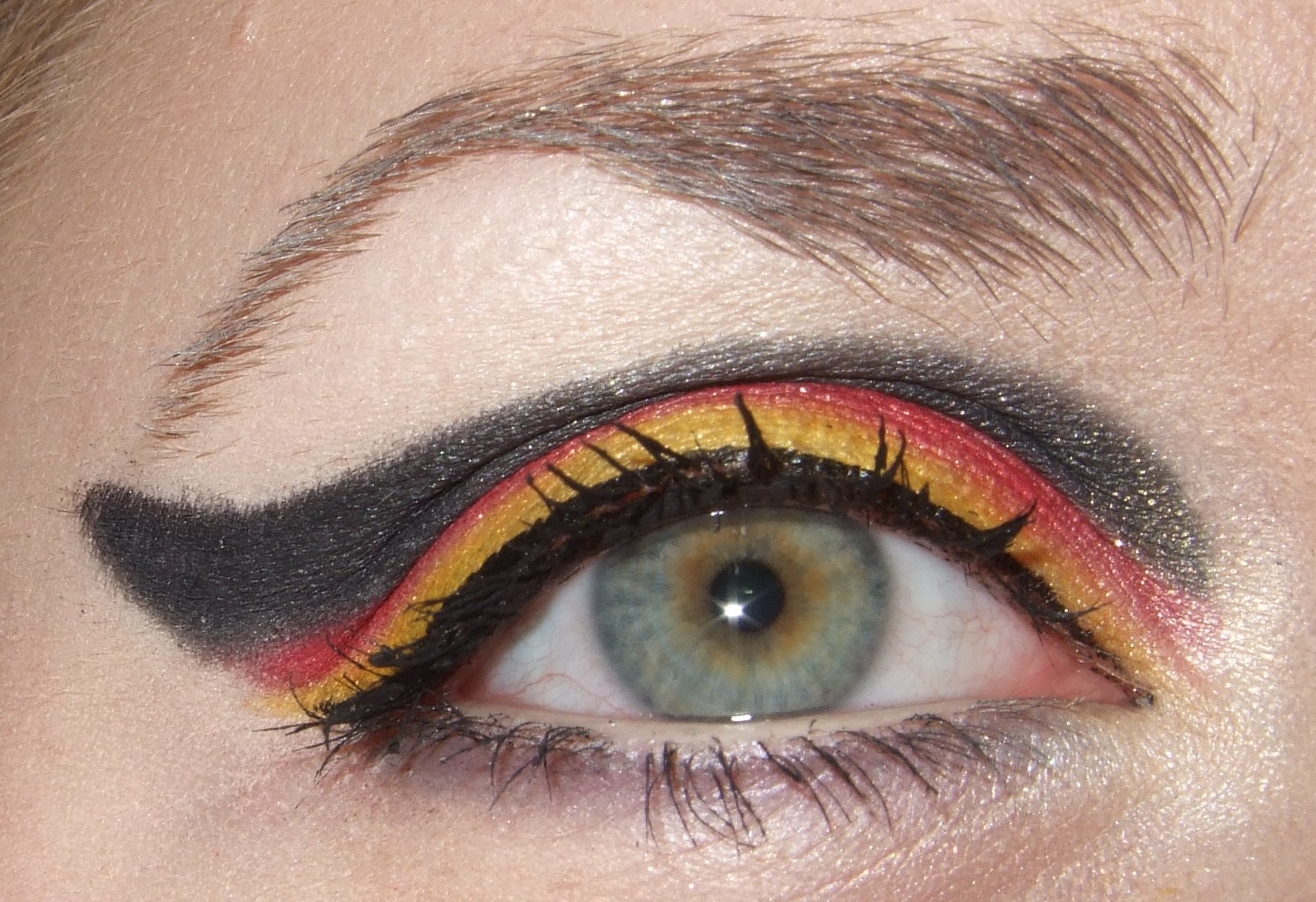 black red gold # schwarz rot gold — 6